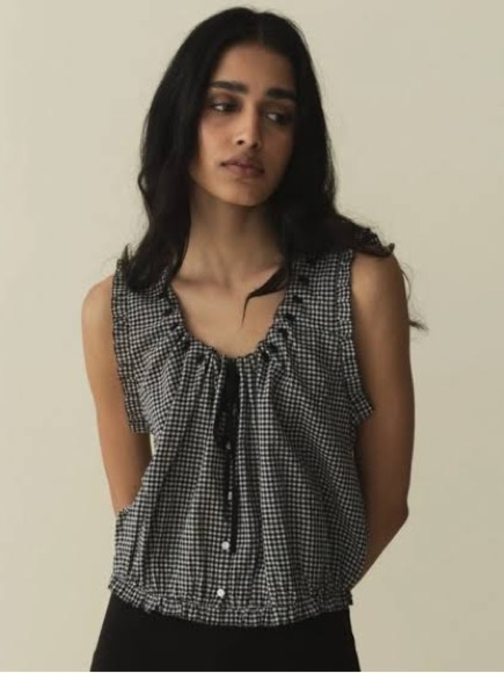 DÔEN gingham traveler top in size medium